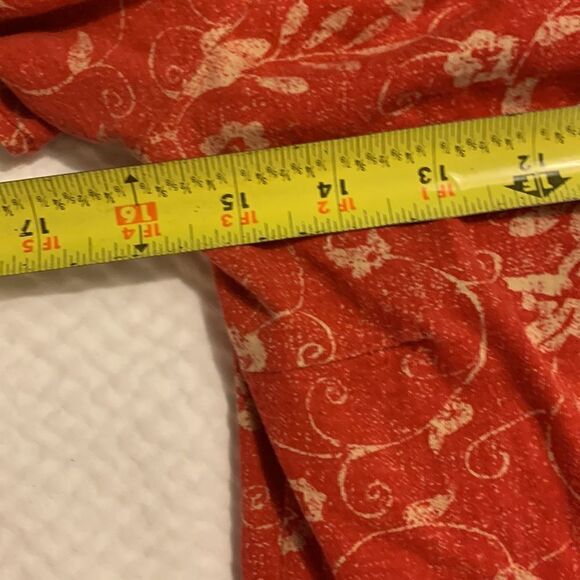 RANCHO ESTANCIA, medium blouse, great condition,  low neck w/elastic - Picture 6 of 10